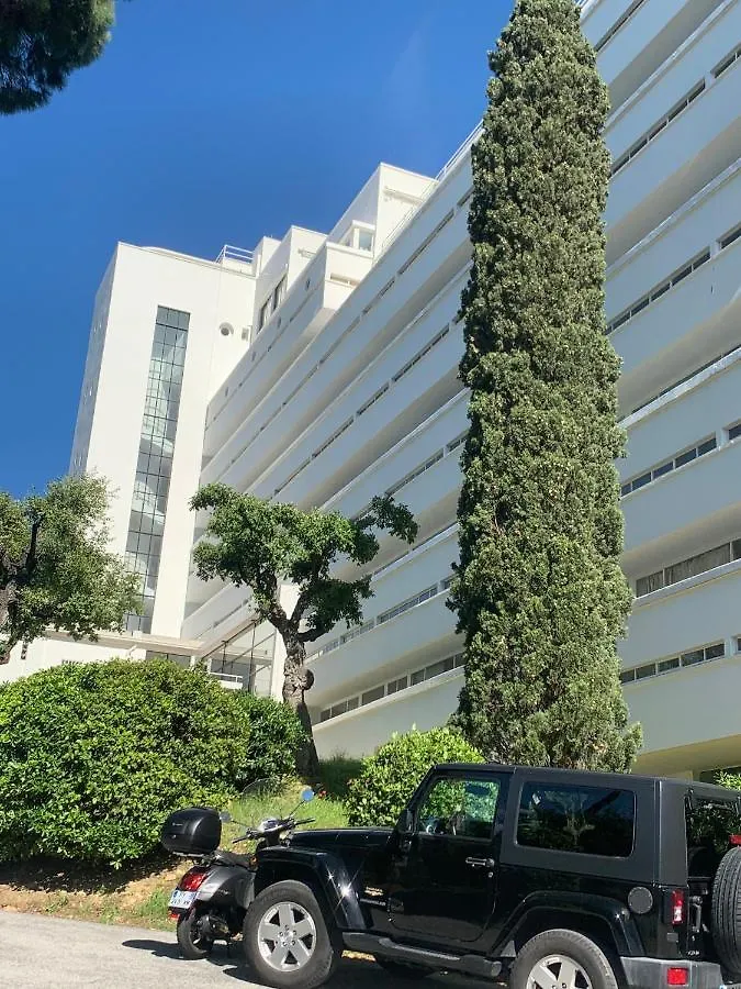 Elegant Studio Et Parking Dans Batiment Historique Saint-Tropez Lejlighed
